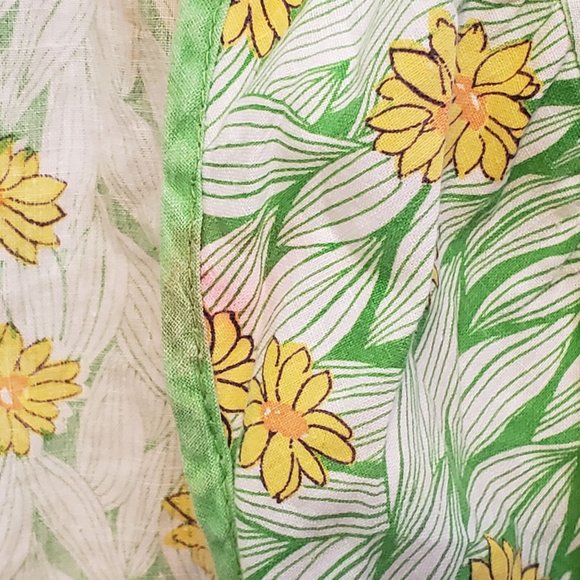 Vintage Apron Handmade Pullover Tie Waist Lime Green Yellow Daisy Print Pocket - Picture 11 of 11